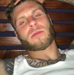 Meet your Posher, Justin